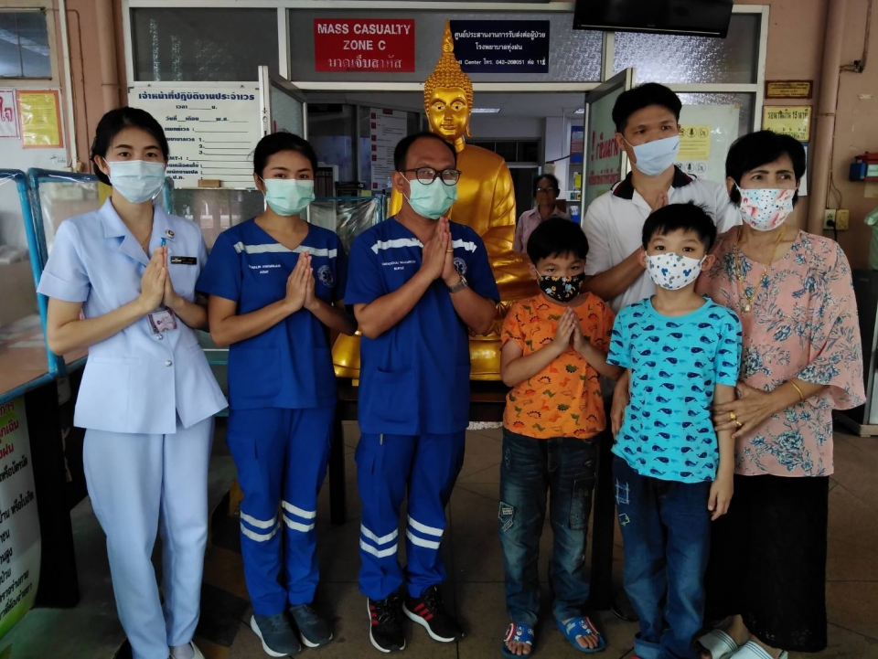 รับบริจาคพระพุทธรูปจาก​ คุณนิยม  ชุติรัตนพันธุ์ พร้อมครอบครัวและพตท.กันตภน  พึ่งสังข์ รองผกก. สภ.ทุ่งฝน 