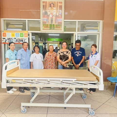 นางอุนใจ โอทอง, นางจำนิจ พัฒน์...